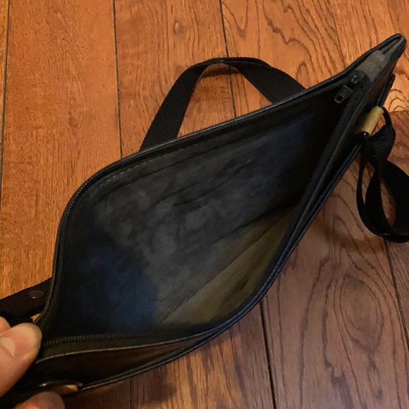 Motif No.3 leather bag - Picture 3 of 9